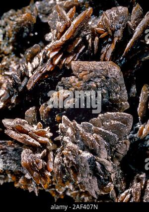 Les cristaux, Descloizite naturellement formé, Plomb, zinc, cuivre Banque D'Images