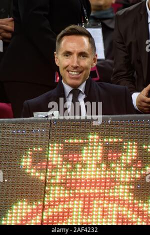 Barcelone - 7 déc : Steve Nash, ancien joueur NBA au match de la Liga entre le FC Barcelone et le RCD Majorque au Camp Nou le 7 décembre 2019 Banque D'Images