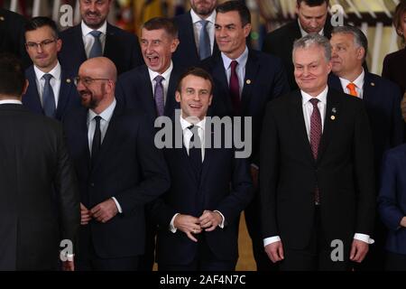 Bruxelles, Belgique. Dec 12, 2019. Dirigeants posent pour une photo de groupe lors d'un sommet de l'UE à l'Union européenne siège à Bruxelles, Belgique, le 12 décembre 2019. Le sommet de deux jours a donné le coup d'ici jeudi. Credit : Zheng Huansong/Xinhua/Alamy Live News Banque D'Images