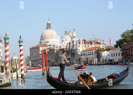 Venise, Italie, Gondols, canaux, Voyage, Vacances, l'été Banque D'Images