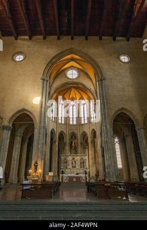 Église gothique de San Lorenzo Maggiore, le centre-ville de Naples, Campanie, Italie Banque D'Images