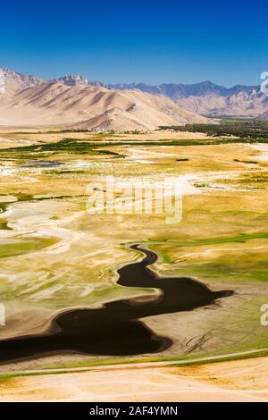 Lake Isabella près de Bakersfield, à l'Est de la vallée centrale de la Californie est à moins de 13 % de capacité après les quatre ans de sécheresse dévastatrice. L Banque D'Images