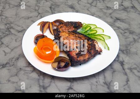 La nourriture des Caraïbes. Poulet Jerk Banque D'Images