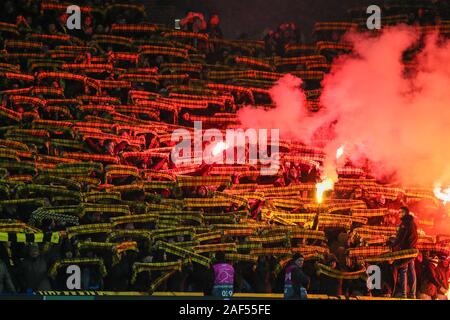 Glasgow, Royaume-Uni. 12 décembre 2019. Glasgow Rangers a joué le sixième et dernier groupe G dans l'UEFA Europa League à Ibrox stadium, leur maison contre l'équipe suisse le BSC Young Boys. Le score final était un 1 -1 participation avec les Rangers but marqué par Alfredo Morelos et c'était suffisant pour les Rangers afin de progresser au prochain round Crédit : Findlay / Alamy News Banque D'Images