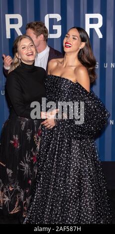 New York, NY, USA - Le 10 décembre 2019 : Mélanie Laurent et Adria Arjona assister à la Netflix 'Underground' 6 Première mondiale à New York le hangar, Manhattan Banque D'Images