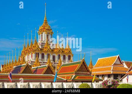Wat Ratchanatdaram, Loha Prasat Temple à Bangkok, Thaïlande Banque D'Images