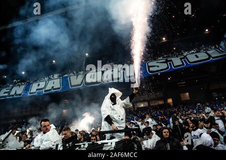 Copenhague, Danemark. Dec 12, 2019. Les amateurs de football du FC Copenhague vu au cours de l'UEFA Europa League entre le FC Copenhague et Malmö FF à Telia Parken de Copenhague. (Photo crédit : Gonzales Photo/Alamy Live News Banque D'Images