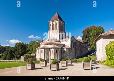 Saint-Hilaire Eglise romaine à Melle, Deux-Sèvres (79), région de l'Nouvelle-Aquitaine, France. Il a été classé au Patrimoine Mondial de l'UNESCO Banque D'Images