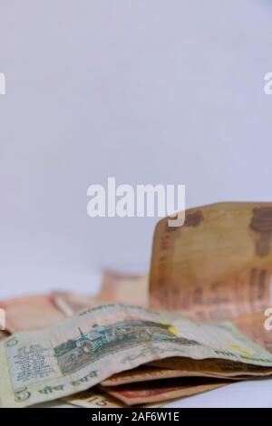 Toute nouvelle monnaie billets de banque indiens colorés de 10 roupies, 20 Banque D'Images