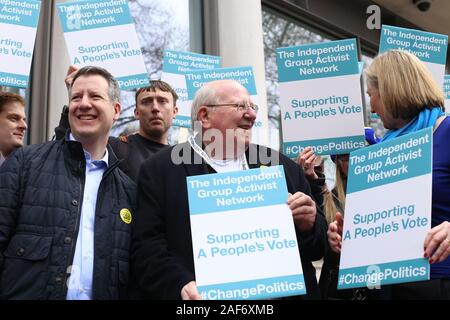 Londres, Royaume-Uni. Le 23 mars 2019. (L-R) MP's Chris Leslie, Mike Baille et Sarah Wollaston au vote des peuples Mars. Banque D'Images