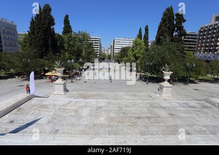 Athènes, Grèce - 20 juillet 2019 : Syntagmache Square s'ouvre devant le Parlement hellénique Banque D'Images