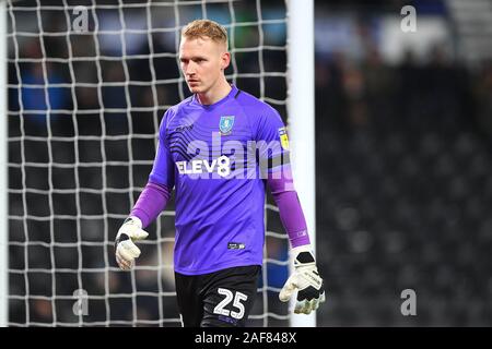 11 décembre 2019, Pride Park Stadium, Derby, England ; Sky Bet Championship, Derby County v Sheffield Mercredi : Cameron Dawson (25) de Sheffield Mercredi Crédit : Jon Hobley/News Images Banque D'Images