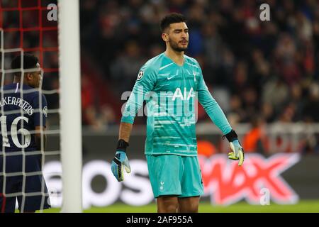 Munich, Allemagne. Dec 11, 2019. Paulo Gazzaniga (Tottenham) Football/Football : Ligue des Champions phase de groupes Journée 6 match du groupe B entre le FC Bayern Munchen 3-1 Tottenham Hotspur FC à la Fussball Arena Munchen à Munich, Allemagne . Credit : Mutsu Kawamori/AFLO/Alamy Live News Banque D'Images