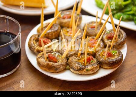 Les champignons farcis, Meson del Champinon, Chambre des champignons, Madrid, Espagne Banque D'Images