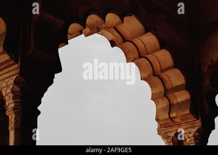 Arches arabes dans le Fort Rouge Banque D'Images