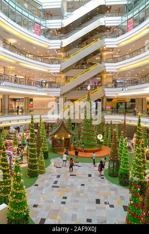 Kuala Lumpur, Malaisie 11 Décembre 2019 - à l'un de décoration de Noël Utama nouvelle aile Shopping Mall à Petaling Jaya, Malaisie. Banque D'Images