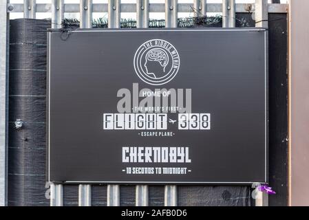 Dans l'énigme. Vol 338 de Tchernobyl et transport de prisonniers s'échapper prix dans Greenwich, London, UK. Avion converti pour jeu de rôles s'échapper Banque D'Images