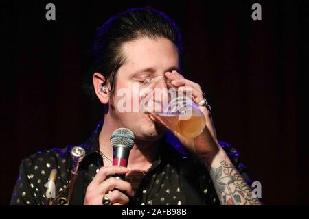 Wilmington, DE, USA. 14 Décembre, 2019. Musicien de jazz BRIAN NEWMAN effectuer pendant une célébration vendredi, 13 septembre 2019, au Théâtre de la Reine à Wilmington, Delaware. Credit : Saquan Stimpson/ZUMA/Alamy Fil Live News Banque D'Images