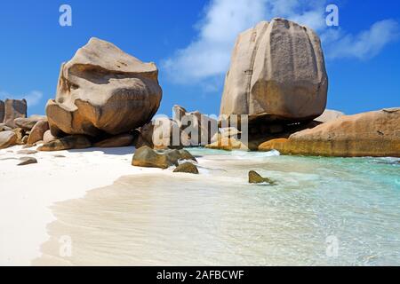 Der extrem schwer erreichbare Traumstrand Anse marron, marron, La Source auch Insel La Digue, Seychellen Banque D'Images