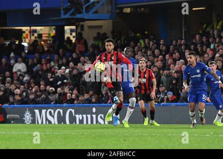 Londres, Royaume-Uni. 14 Décembre, 2019. Joshua Roi de Bournemouth en action au cours de la Premier League match entre Chelsea et Bournemouth à Stamford Bridge, Londres, le samedi 14 décembre 2019. (Crédit : Ivan Yordanov | MI News) photographie peut uniquement être utilisé pour les journaux et/ou magazines fins éditoriales, licence requise pour l'usage commercial Crédit : MI News & Sport /Alamy Live News Banque D'Images