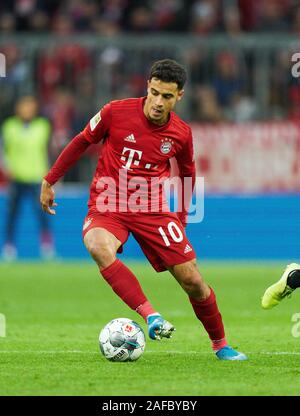 Munich, Allemagne. 14 Décembre, 2019. FC Bayern Munich - football Brême, Munich 14 Déc 2019. Philippe Coutinho, FCB 10 FC BAYERN MUNICH - Werder Brême 6-1 - DFL RÈGLEMENT INTERDIT TOUTE UTILISATION DES PHOTOGRAPHIES comme des séquences d'images et/ou quasi-vidéo - 1.ligue de soccer allemand, Munich, le 14 décembre 2019 saison 2019/2020, match day 15, FCB, München Crédit : Peter Schatz/Alamy Live News Banque D'Images