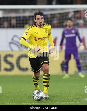 Mainz, Allemagne. 14 Décembre, 2019. firo : 14.12.2019, football, 1.Bundesliga, la saison 2019/2020, FSV FSV FSV Mainz 05 - Borussia Dortmund BVB, 4 : 0 Mats HUMMELS, BVB, l'action individuelle dans le monde de l'utilisation | Credit : dpa/Alamy Live News Banque D'Images