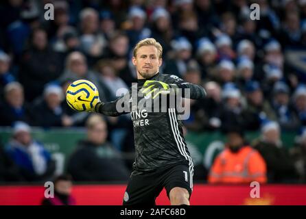 Leicester, Royaume-Uni. 14 Décembre, 2019. Gardien Kasper Schmeichel de Leicester City au cours de la Premier League match entre Leicester City et Norwich City à la King Power Stadium, Leicester, Angleterre le 14 décembre 2019. Photo par Andy Rowland. Credit : premier Media Images/Alamy Live News Banque D'Images
