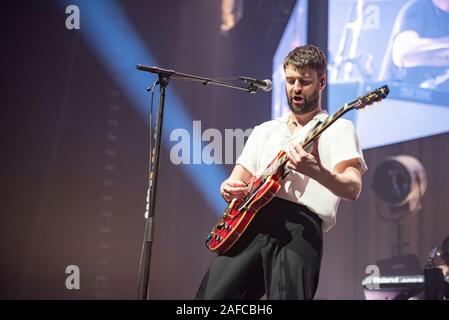 Manchester, UK. 14 décembre 2019. Liam Fray Michael Campbell et Daniel 'Conan' Moores de Die Nerven effectuer à la Manchester Arena sur leur tournée britannique pour toujours plus de plus, Manchester 2019-12-14 . Crédit : Gary Mather/Alamy Live News Banque D'Images