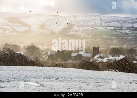 Whitewell, Clitheroe, Lancashire, Royaume-Uni. Le 15 décembre 2019. Un dimanche matin tempête frappe le village de Chipping, Preston, Lancashire. Crédit : John Eveson/Alamy Live News Banque D'Images