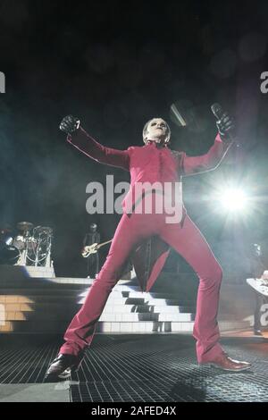 Zurich, Suisse. 14 Décembre, 2019. Le groupe de heavy metal suédois Ghost sur Décembre 14th, 2019 dans le Hallenstadion Zurich | utilisée dans le monde entier : dpa Crédit/Alamy Live News Banque D'Images