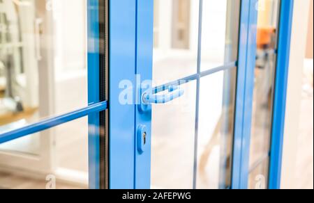 Les portes en pvc moderne. Banque D'Images