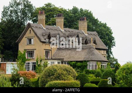 Comment la Hill House Trust et la rivière Ant sur les Norfolk Broads, Ludlum, Norfolk, Angleterre, Royaume-Uni. Banque D'Images