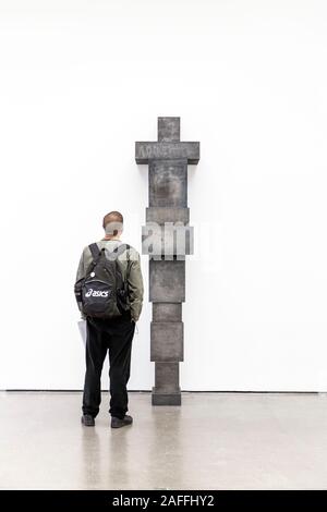 Antony Gormley exposition 'en formation' 2019 au White Cube Mason's Yard, London, UK Banque D'Images