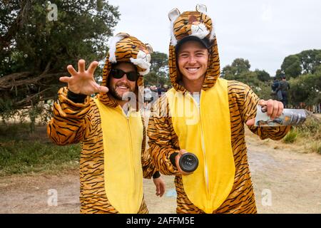 Melbourne, Victoria, Australie. 14 Décembre, 2019. Les fans lors de la ronde finale de la Coupe des Présidents 2019 au Royal Melbourne Club. Credit : Debby Wong/ZUMA/Alamy Fil Live News Banque D'Images