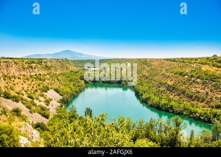 Beau paysage de la nature, le canyon de la rivière Krka en Dalmatie, Croatie Banque D'Images