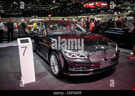 Nonthaburi, Thaïlande, décembre 2018 : BMW 730Ld sDrive excellence pure sur l'affichage à Bangkok International Motor Expo 2018 au moment de l'impact Arena exhibition Banque D'Images