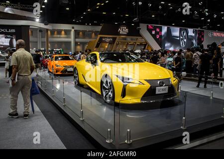 Nonthaburi, Thaïlande, décembre 2018 : Lexus LC 500 sur l'affichage à Bangkok International Motor Expo 2018 au moment de l'impact Arena Muangthong Thani en exposition Banque D'Images