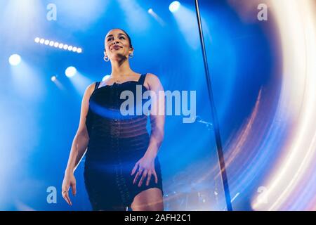 Copenhague, Danemark. 01er novembre 2018. La chanteuse et parolière Jorja Smith effectue un concert live à Vega à Copenhague. (Photo crédit : Gonzales Photo - Mathias Kristensen). Banque D'Images