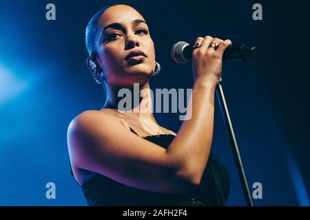 Copenhague, Danemark. 01er novembre 2018. La chanteuse et parolière Jorja Smith effectue un concert live à Vega à Copenhague. (Photo crédit : Gonzales Photo - Mathias Kristensen). Banque D'Images