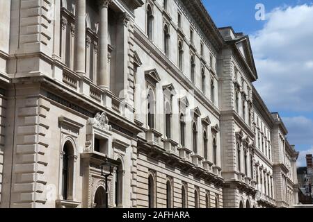 Londres, Angleterre - l'Echiquier, également connu sous le nom de Her Majesty's Treasury Building. Banque D'Images