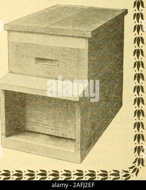 . La culture de l'abeille. ("&Gt ; notre ruche du Wisconsin. Nous considérons ce l'une des ruches thebest dans le marché. Il theImproved issimilar en construction à I,angstroth Simplic-ity illustré dans l'édition précédente, mais inclut certains des nouveaux dispositifs de style qui sont le souhaitez-rouge par certains. Il a l'thickreversible bas, et le su-pers sont disposés de sorte qu'theIjottom peut être coincée jusqu'à fin ainsi que le côté.Le corps contient des HolTnianframes, metal, feuillures et di-vision-conseils. Voir page 500 du catalogue ournew. Nous manufacturefour d'autres styles de ruches. Sivous n'avez pas reçu notre newcatalog, envoyer un fo Banque D'Images
