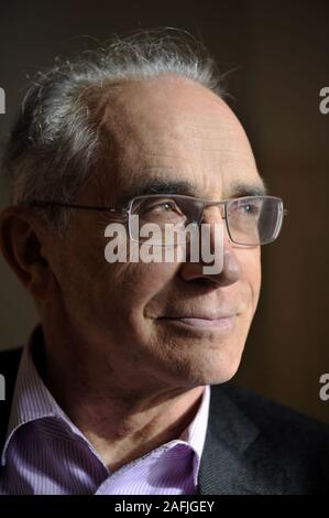 François de Closets, journaliste et auteur français. Paris, Janvier 2014 Banque D'Images