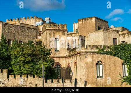 Die historische Altstadt von Erice, Trapani, Sicile, Italie, Europa | vieille ville historique d'Erice, Trapani, Sicile, Italie, Europe Banque D'Images