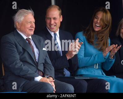 Le duc et la duchesse de Cambridge, David Attenborough et assister à la cérémonie de baptême du RRS David Attenborough à Birkenhead. Credit : Euan Cherry Banque D'Images