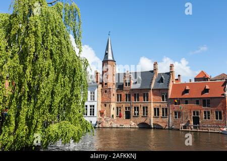 L'affichage classique des canaux de Bruges. La Belgique. Banque D'Images
