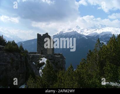 Ancienne tour en Alta Valtellina dans le Parc National du Stelvio Banque D'Images