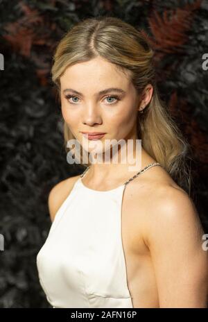 Londres, Royaume-Uni. Dec 16, 2019. Freya Allan assiste à la première mondiale de la "Netflix The Witcher' à vue West End le 16 décembre 2019 à Londres, Angleterre Crédit : Gary Mitchell, GMP Media/Alamy Live News Banque D'Images