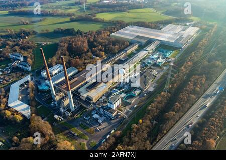 Photo aérienne, Pilkington Deutschland AG, usine de verre, Hegestraße, Gladbeck, Ruhr, Rhénanie du Nord-Westphalie, Allemagne, de l'autoroute A31, DE, l'Europe, co Banque D'Images