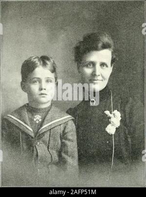 . Pipit de histoire de Grand Traverse et Leelanaw comtés, Michigan : adoption d'un examen concis de leur règlement rapide, le développement industriel et les conditions actuelles, de concert avec d'intéressants souvenirs. Mme. ROBERT BARNEY ET SON FILS. Banque D'Images