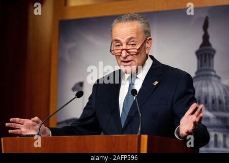 Washington, DC, USA. 14Th Dec 2019. Le sénateur américain Chuck Schumer (D-NY) lors d'une conférence de presse au sujet d'une structure proposée pour le prochain procès d'impeachment. (Photo de Michael Brochstein/Sipa USA) Crédit : Sipa USA/Alamy Live News Banque D'Images